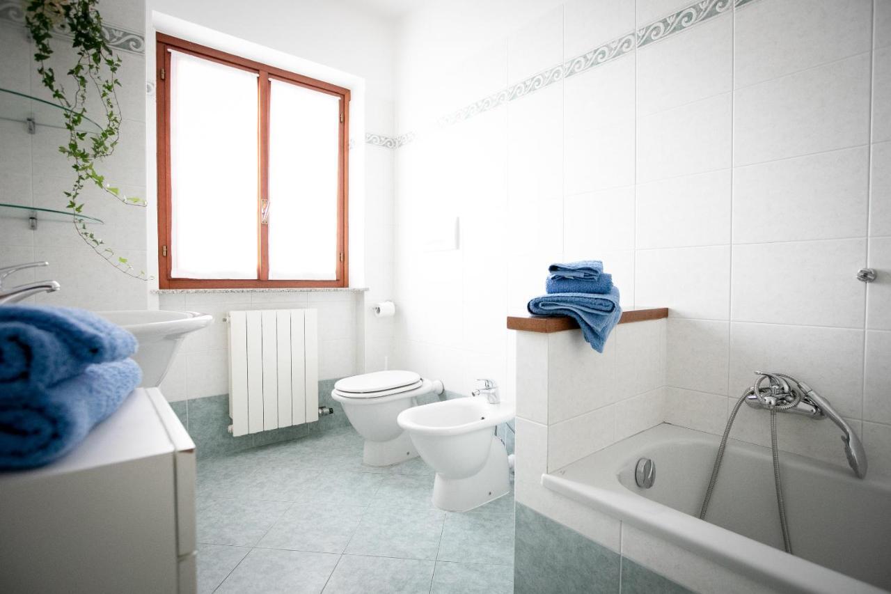 Iseolakerental - Casa Anita Riva di Solto Ngoại thất bức ảnh